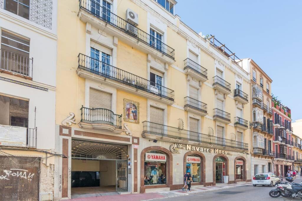 Tgh/ Malaga Centro Carreteria Apartment Exterior foto