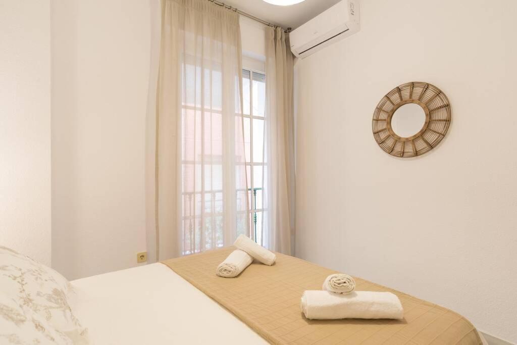 Tgh/ Malaga Centro Carreteria Apartment Exterior foto